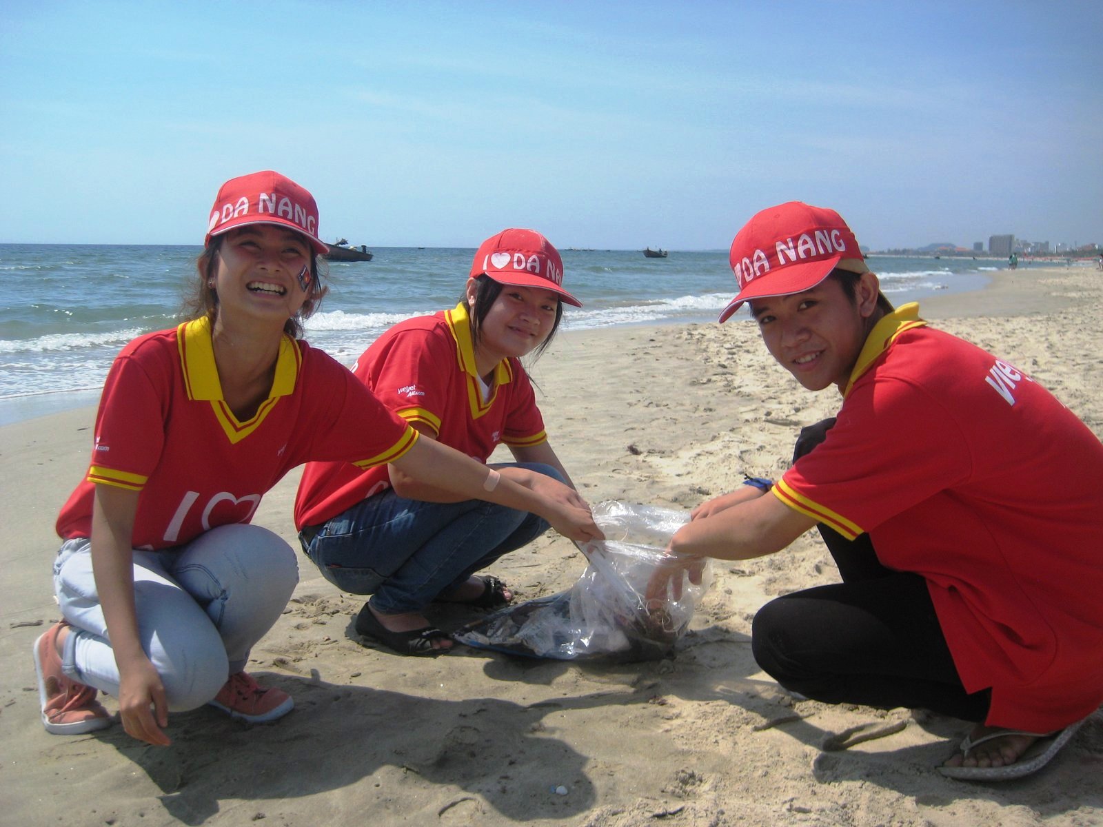 Da Nang responde a campañas de protección ambiental